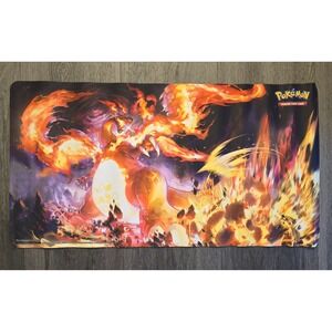 Pokemon Charizard Ultra‎ Premium Collection exclusive 22" x 12" Play Mat